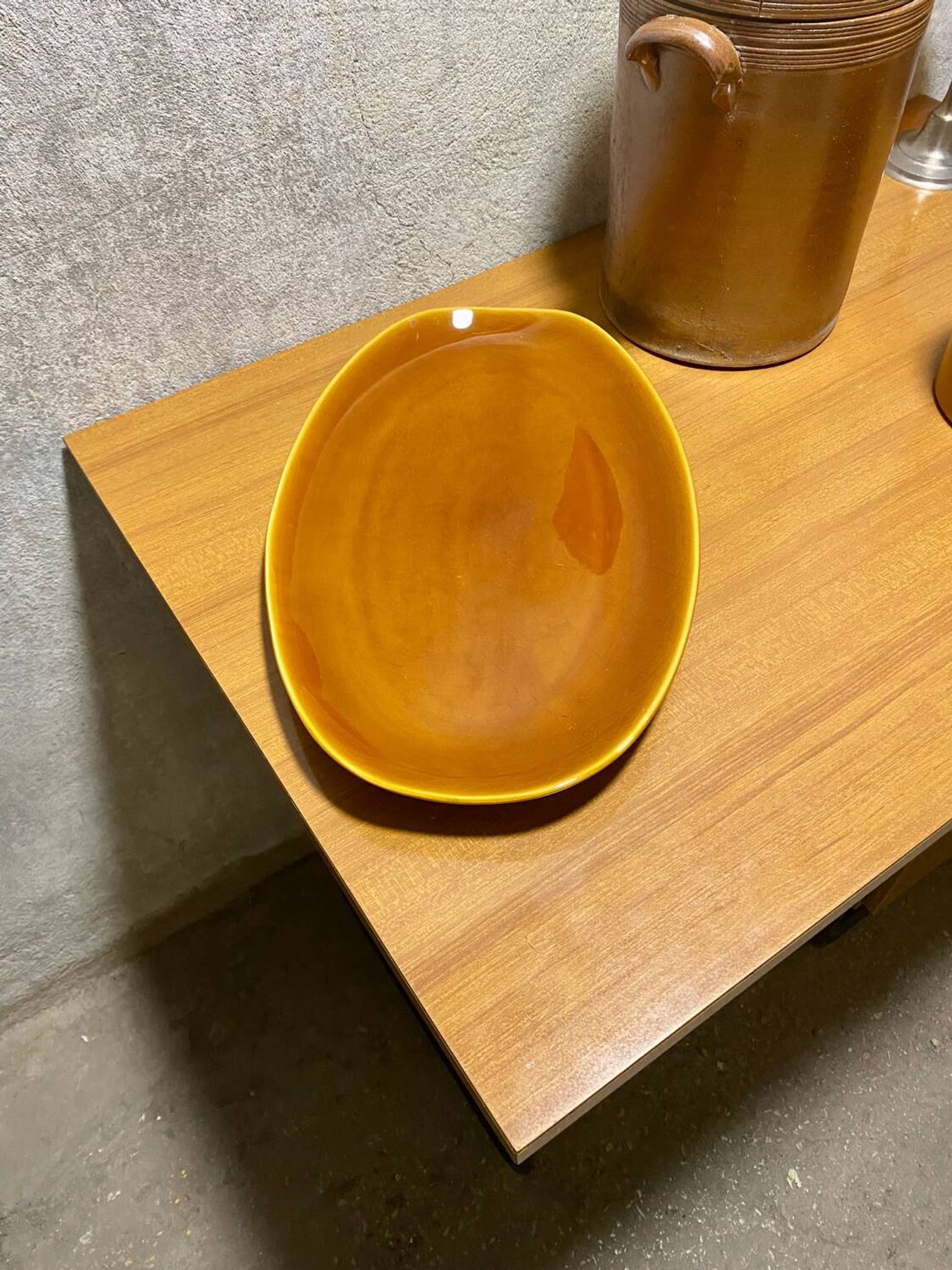 Plat de service émaillé brun, Longchamp