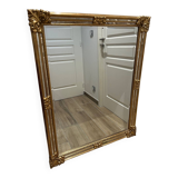 Superb gold mirror in Louis XV/XVI style. 90x120.