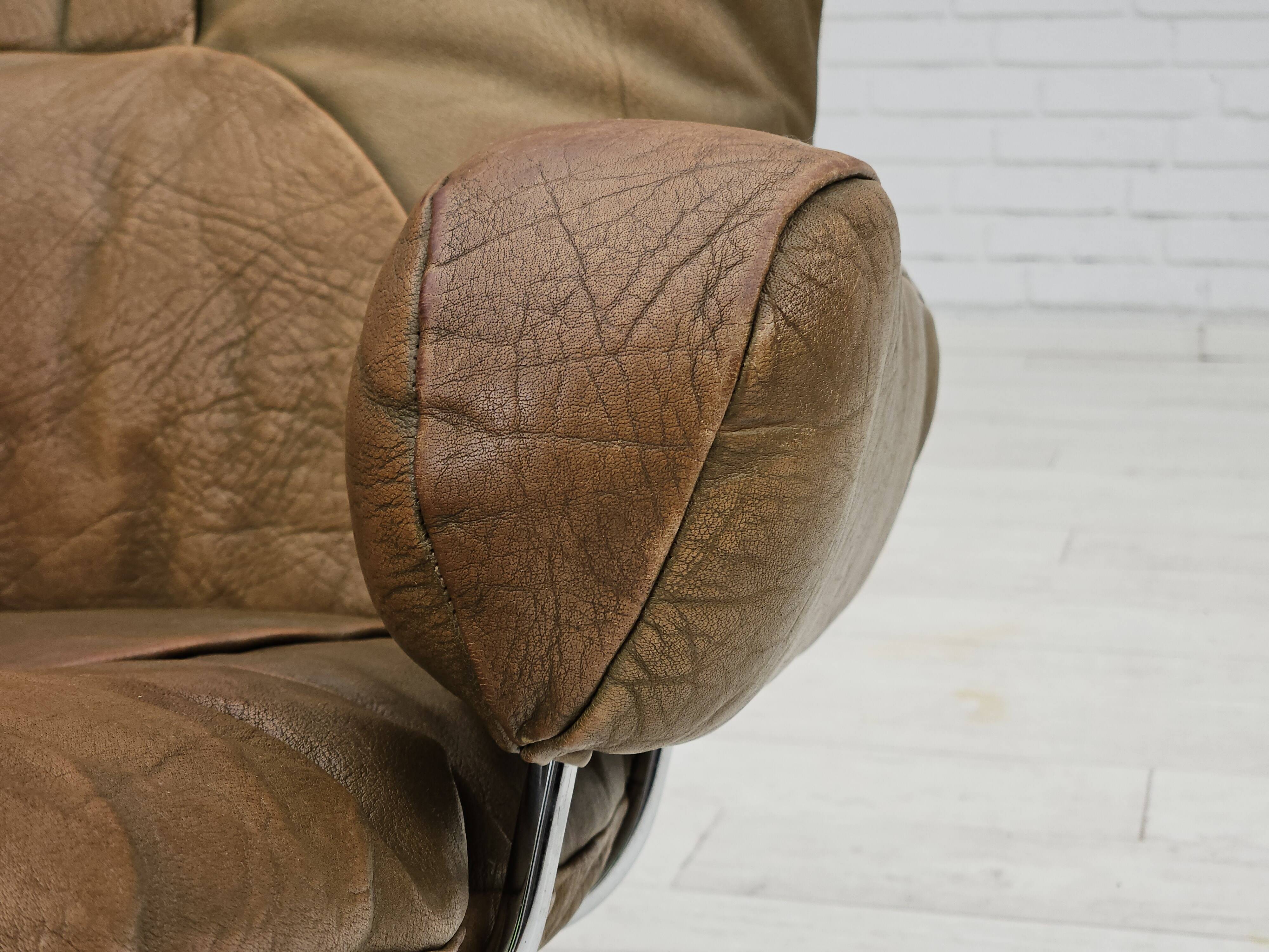 1970s, Norwegian design by Harald Relling, original condition, leather, chrome steel, teak wood.