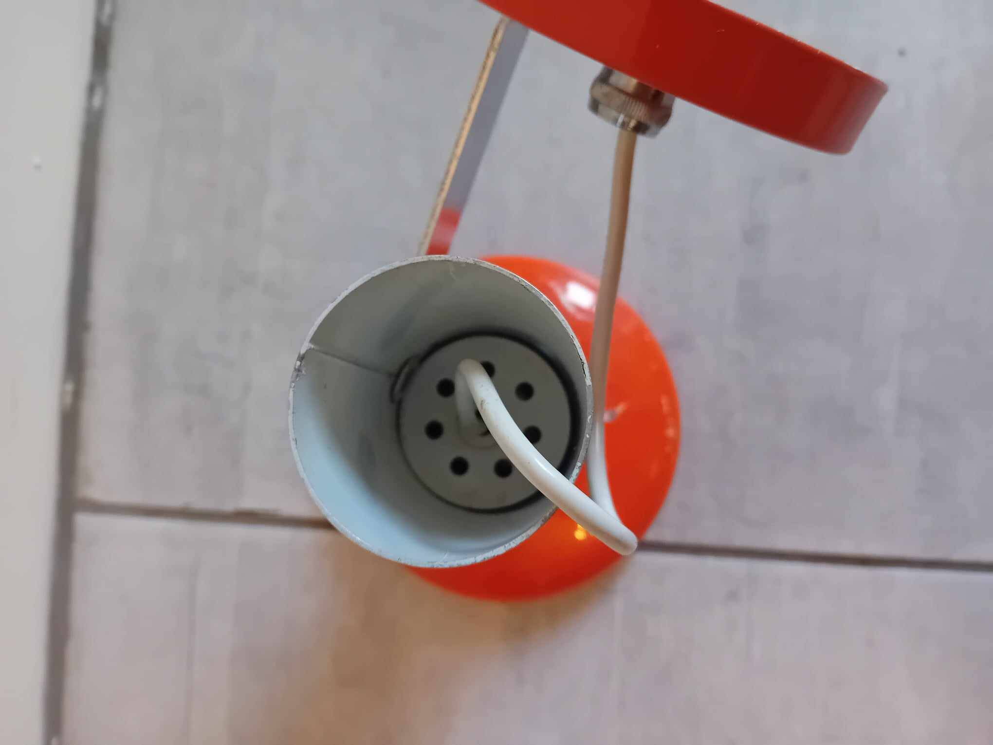 Spot orange et inox brossé années 70