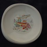 8 assiettes à poisson en porcelaine de Sologne  23 X 23 cm