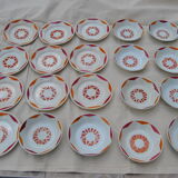 Series of 20 modernist plates Faïencerie de Castres