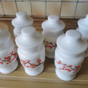 6 bathroom pots