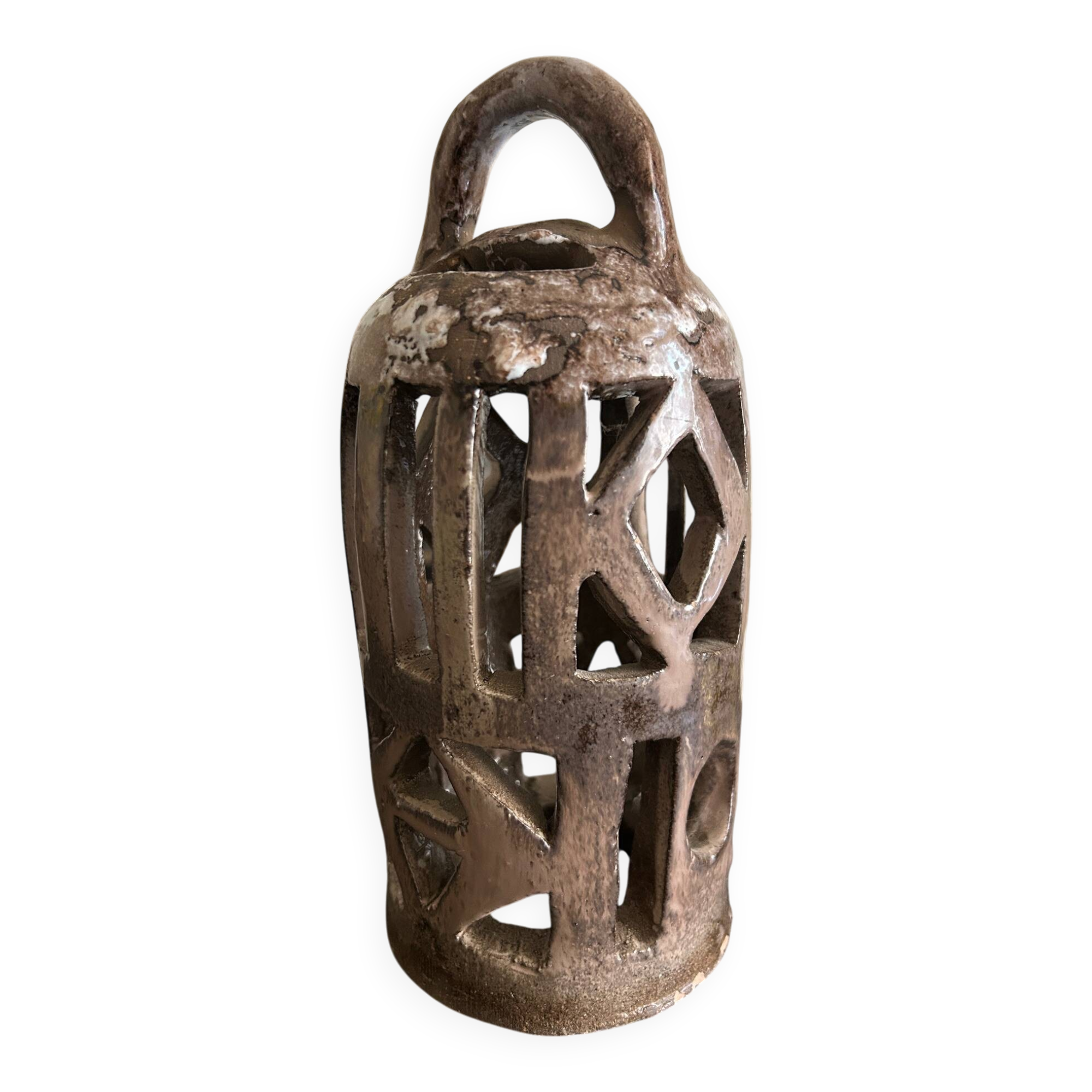 openwork ceramic lamp