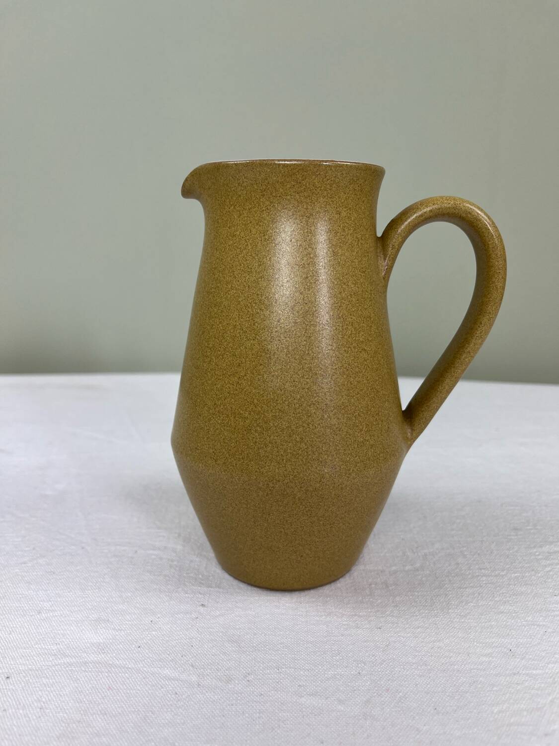 Pot en céramique anglaise