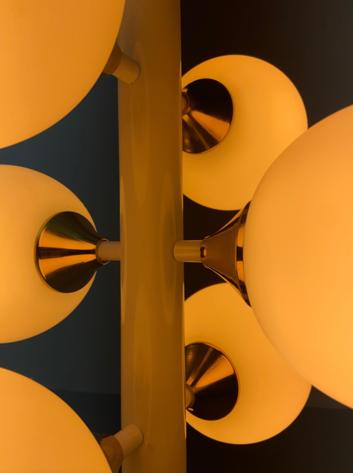 Kaiser Leuchten Sputnik in brass and metal with 6 opaline bulbs