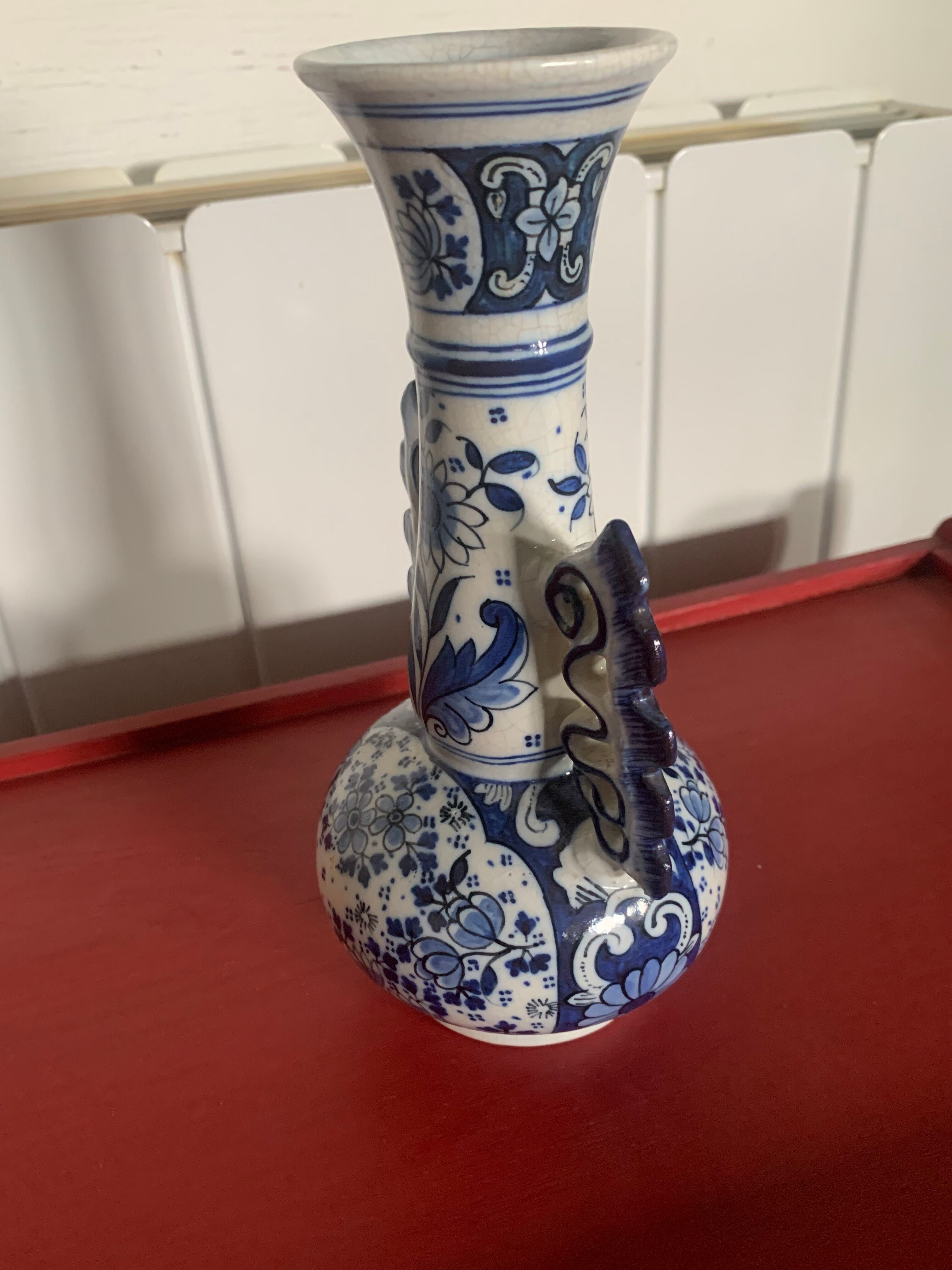 Chinese Kangxi style vase