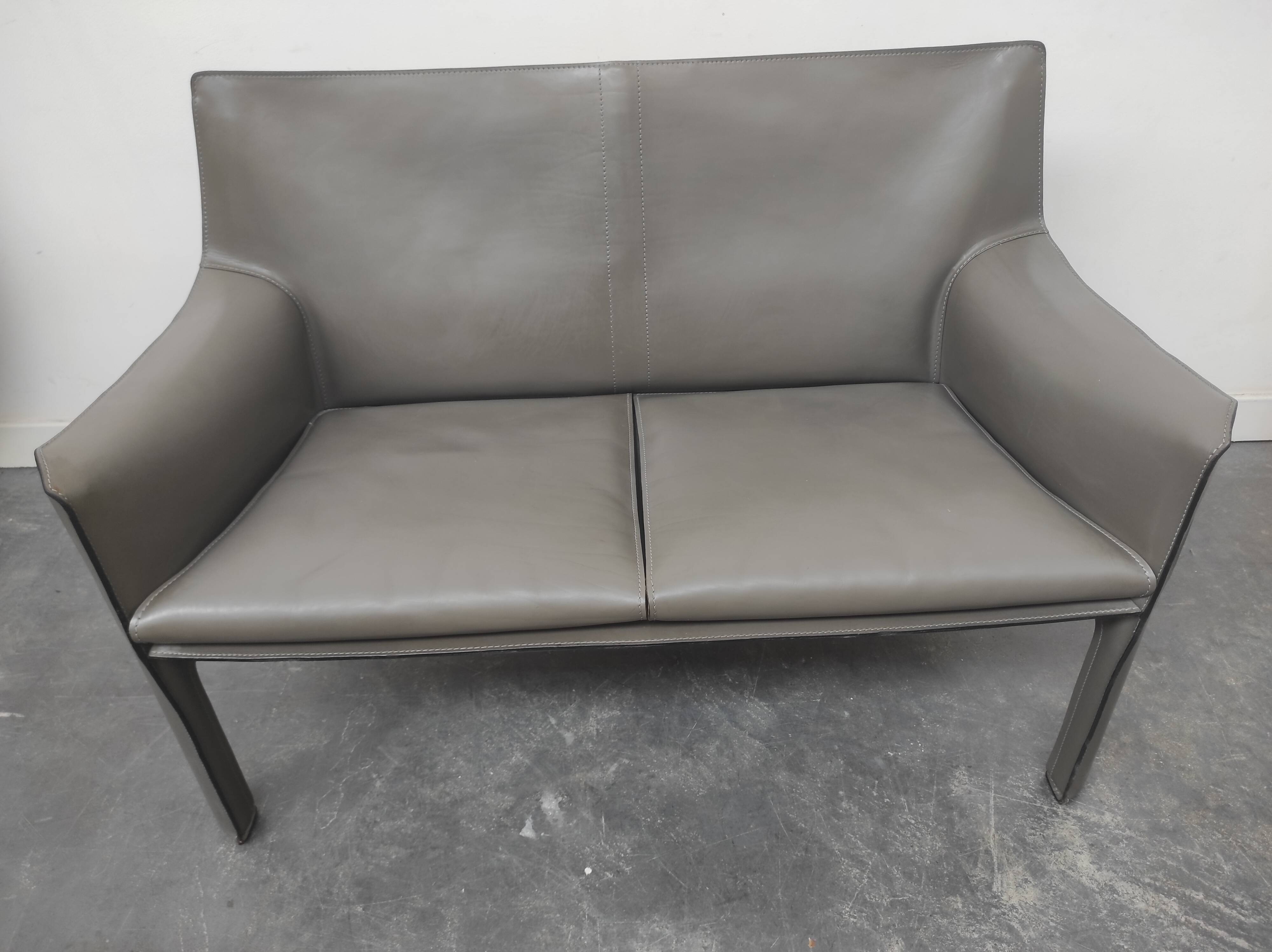 Canapé Cab 415 par Mario Bellini pour Cassina