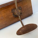 Two-point patères