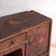 Meuble bas ancien peint en bois de pin – Chine, vers 1900