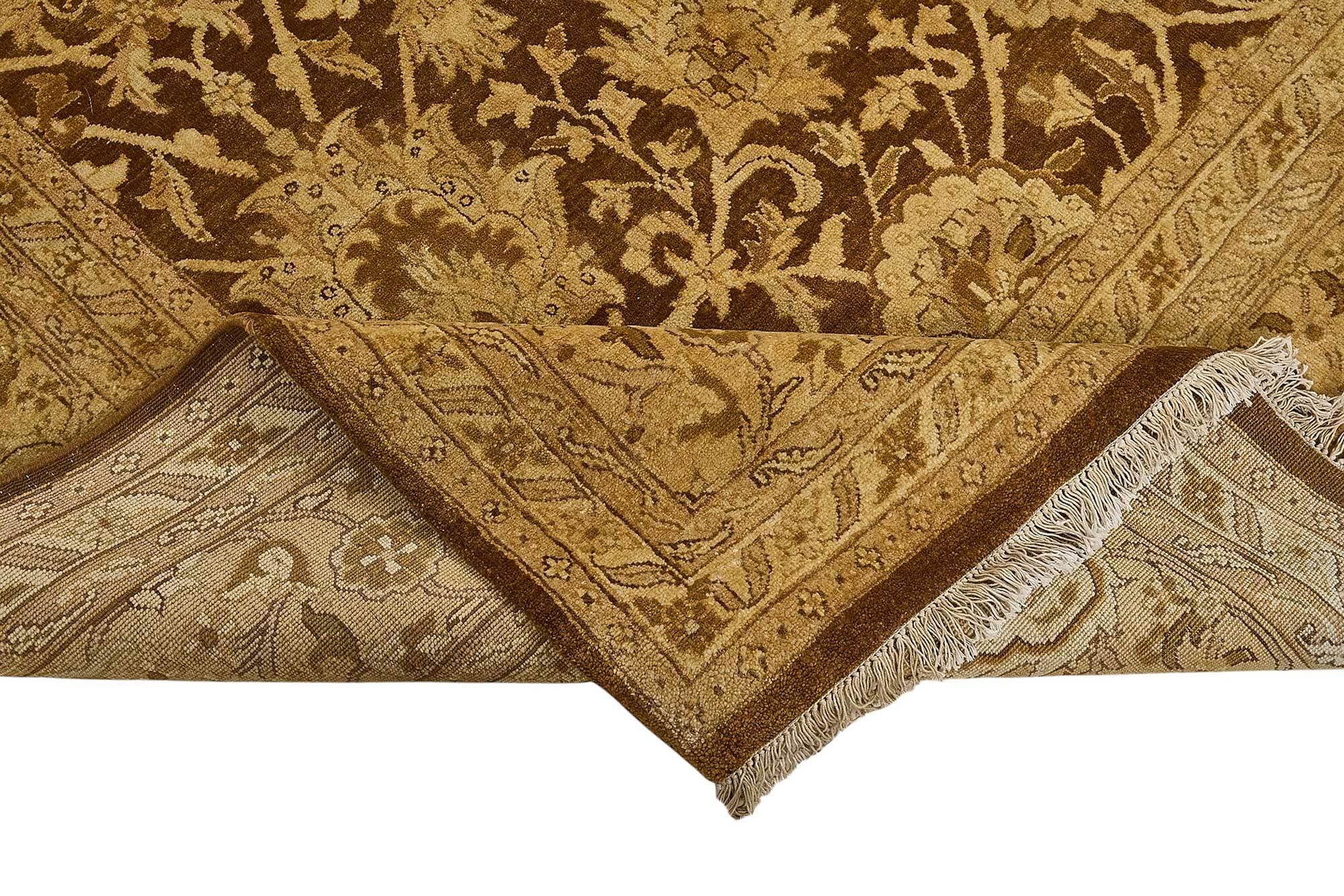 Turkish Handknotted Wool Oushak Rug 274 cm x 370 cm