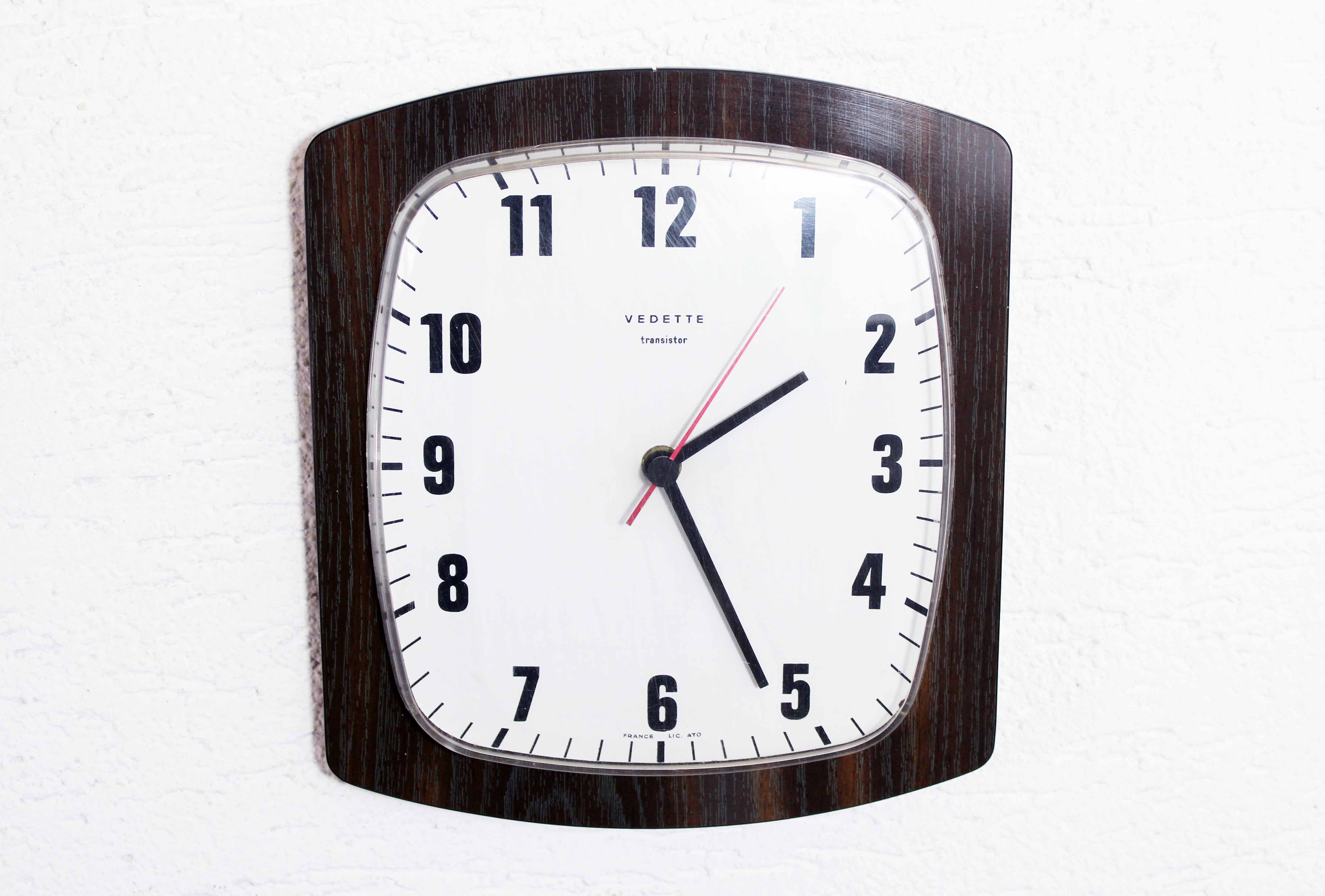 Wall clock Vedette