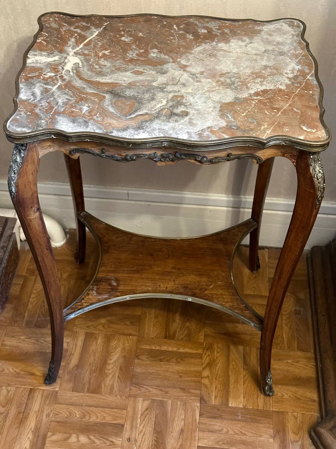 Table d’appoint avec Plateau en Marbre Style Louis XV - Fin 19 e