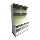 Grocery shelf counter