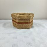 Vintage wicker box/basket