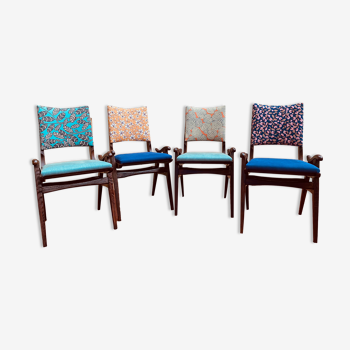 Suite of 4 Scandinavian style chairs