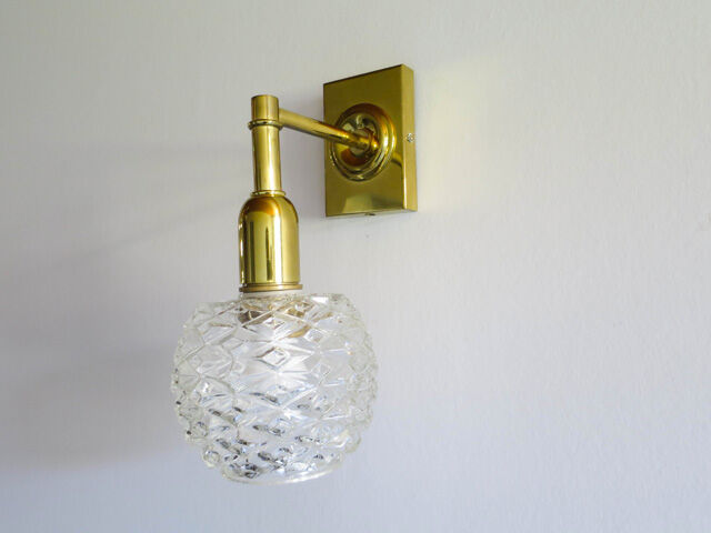 Brass Wall lamp globe 70