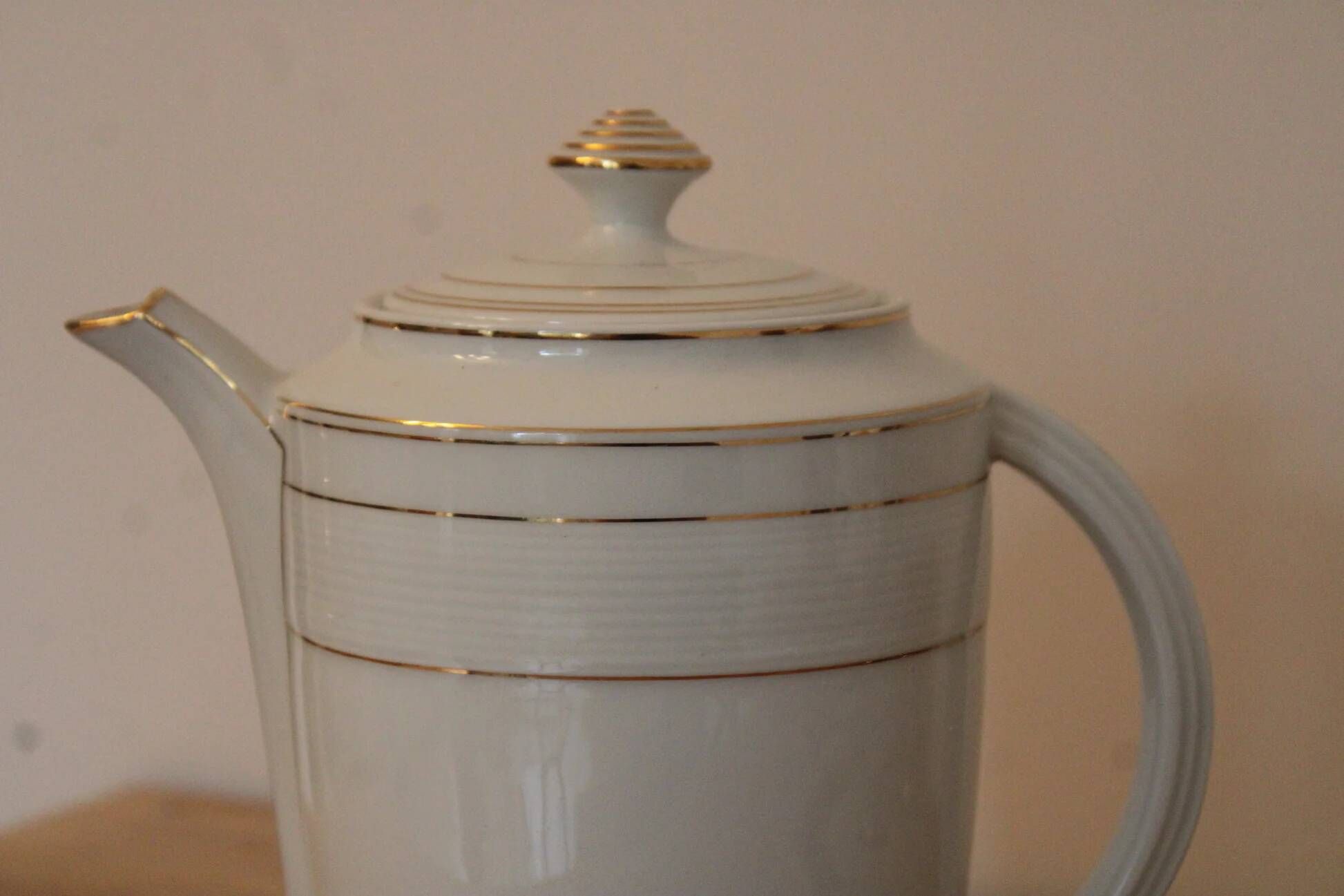 Vintage Art Deco coffee pot in Limoges porcelain by Charles Ahrenfeldt – gold trim.