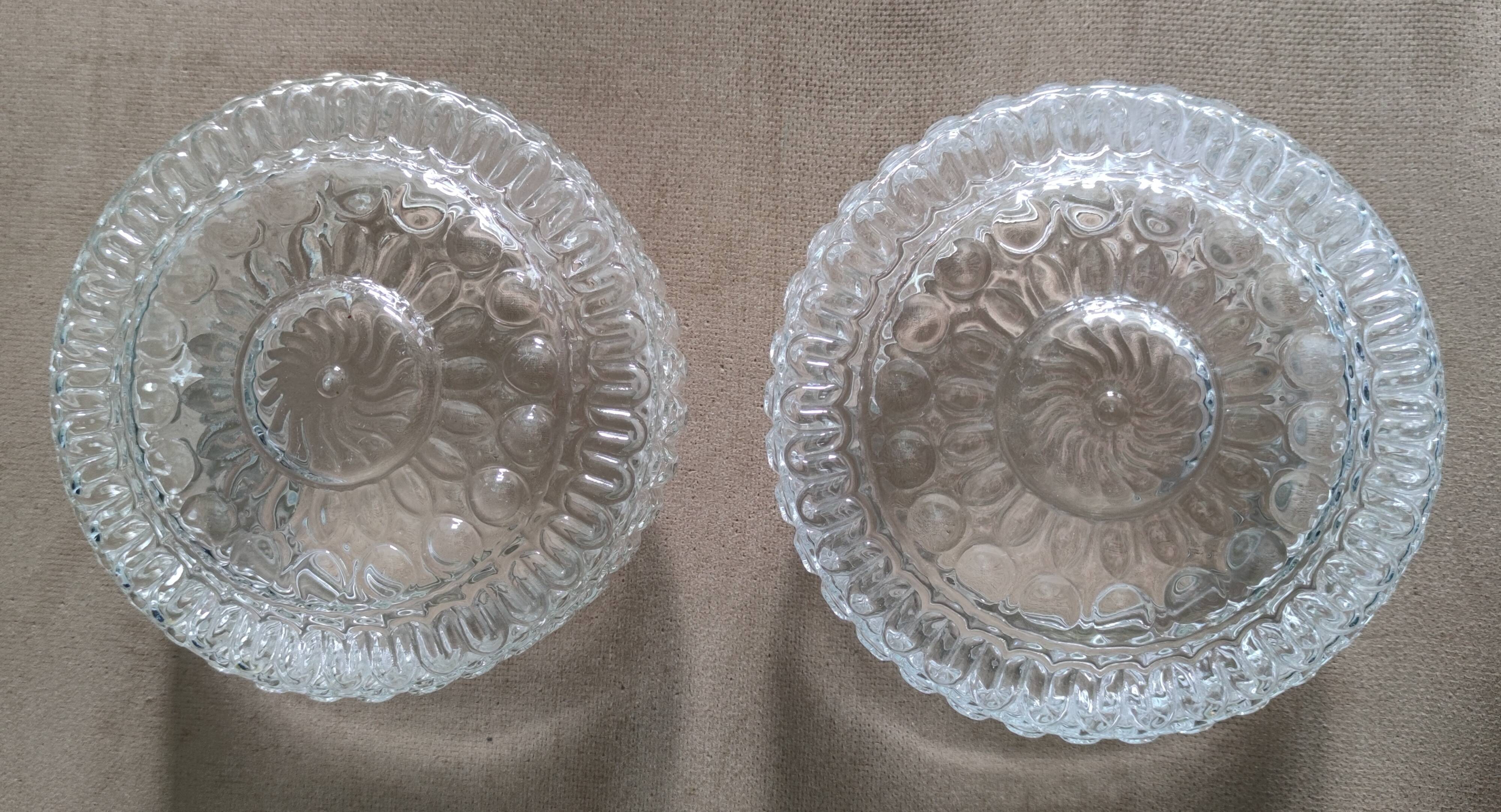 2 identical ceiling lamps