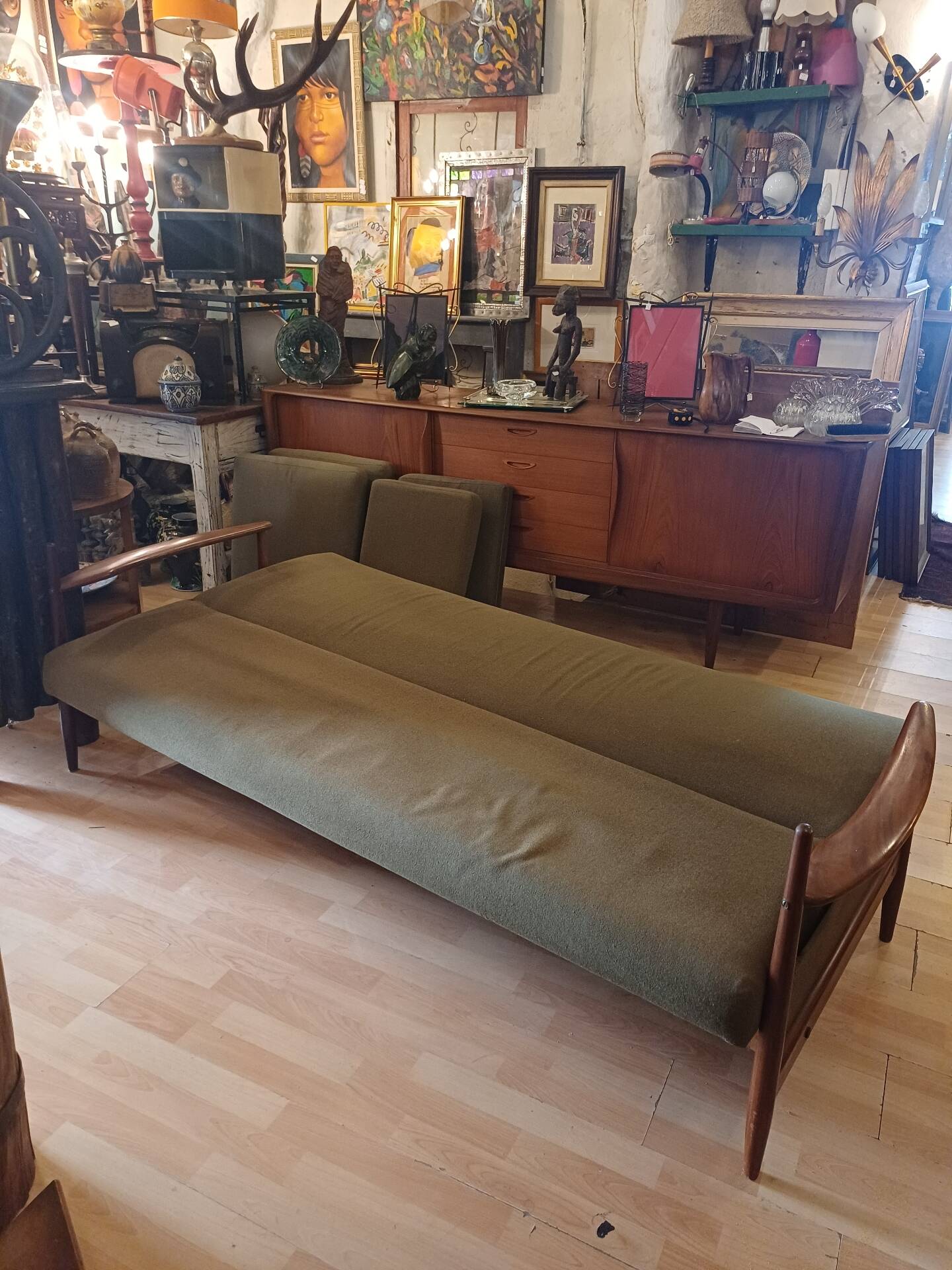 1960 Scandinavian convertible bench, in its original condition.