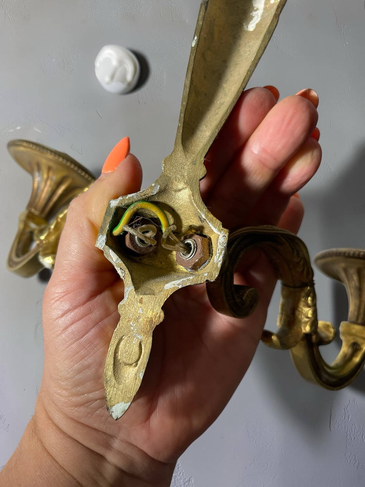 Pair of vintage gold wall sconces – Louis XVI style – 2 arms of