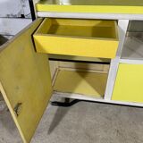 Yellow vintage kitchen furniture in Formica
