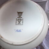 Berry's high porcelain coffee maker