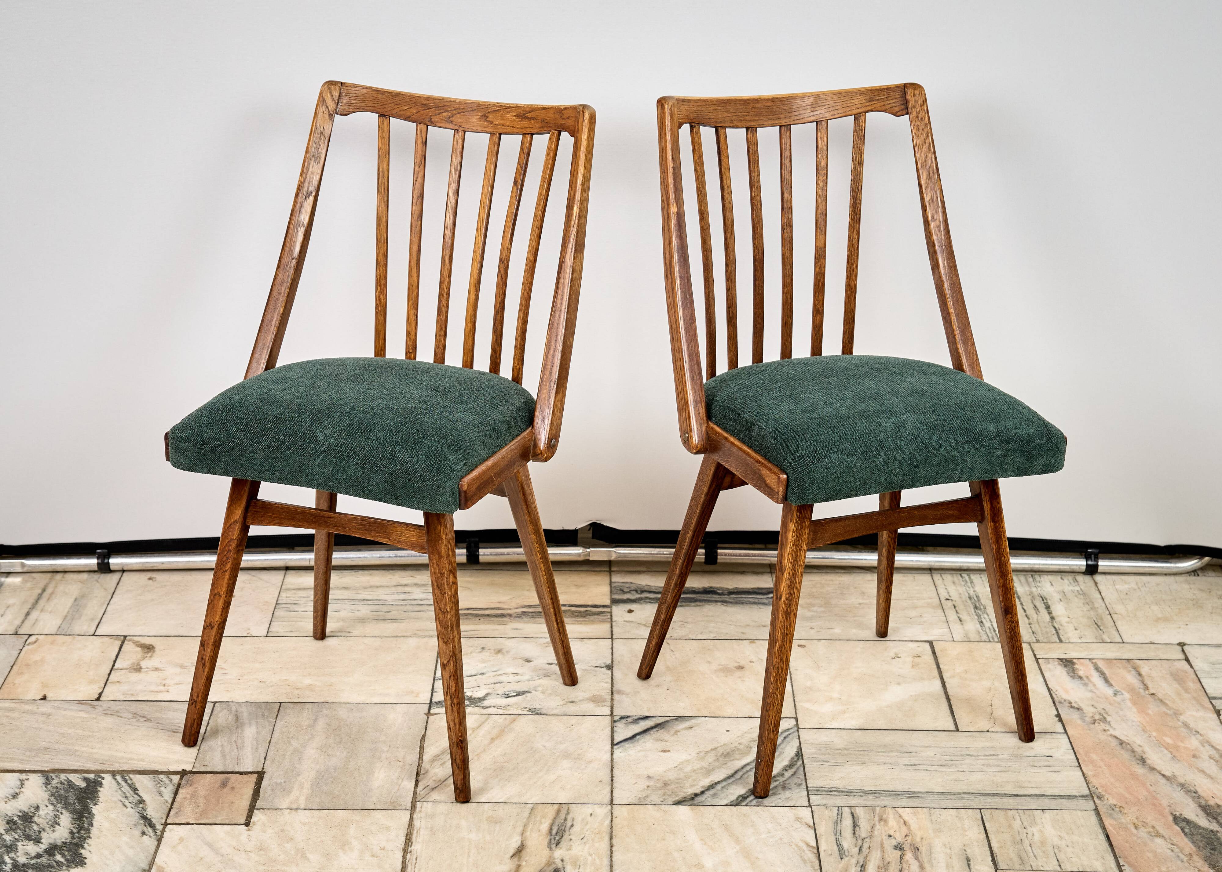Set of Four Oak Chairs by Antonín Šuman, 1960s, Czechoslovakia