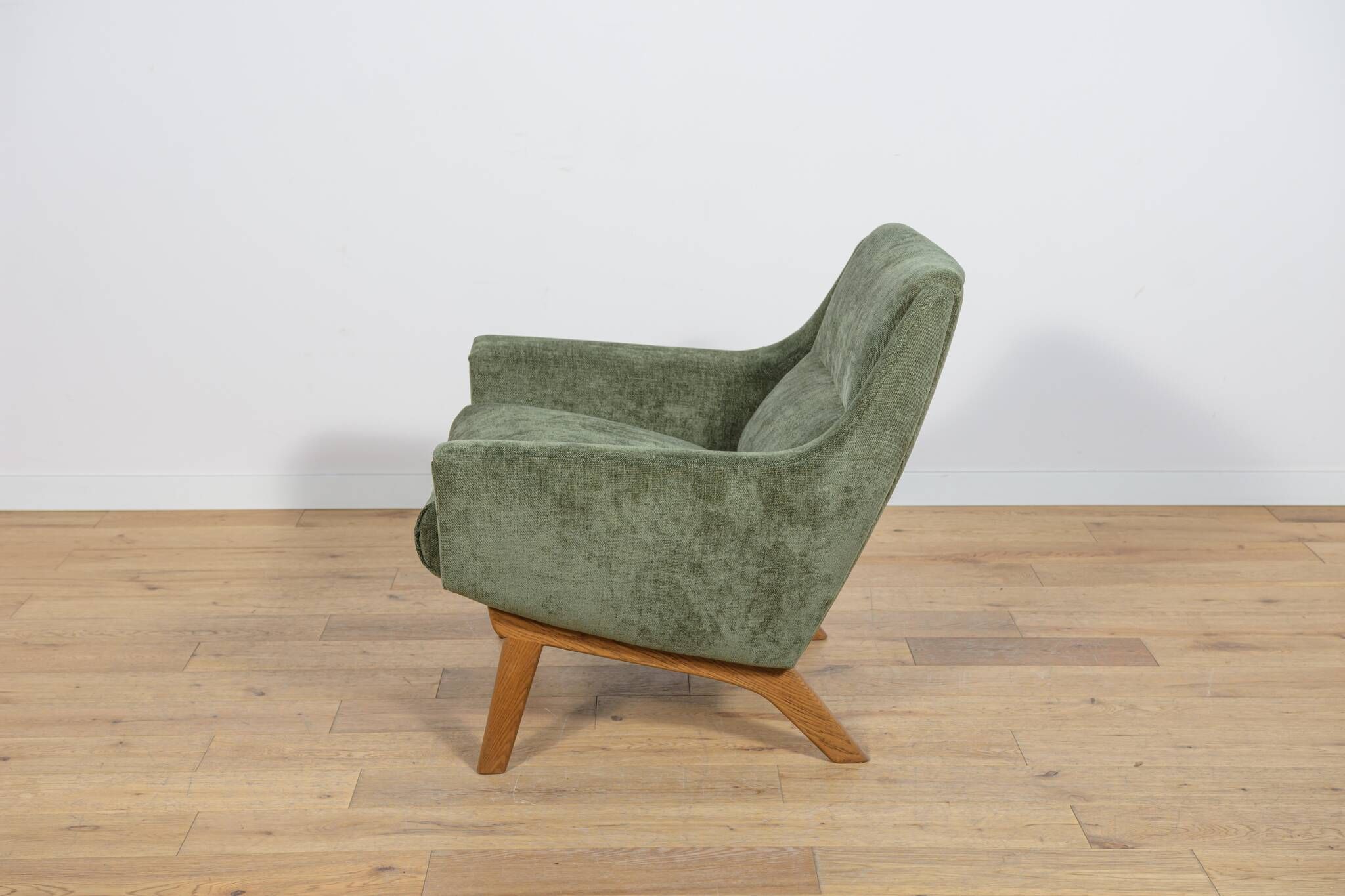 Fauteuil en chêne et tissu vert, Danemark, années 1960