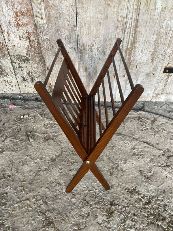 Porte-revues pliant scandinave en bois par Cees Braakman pour Pastoe, années 60
