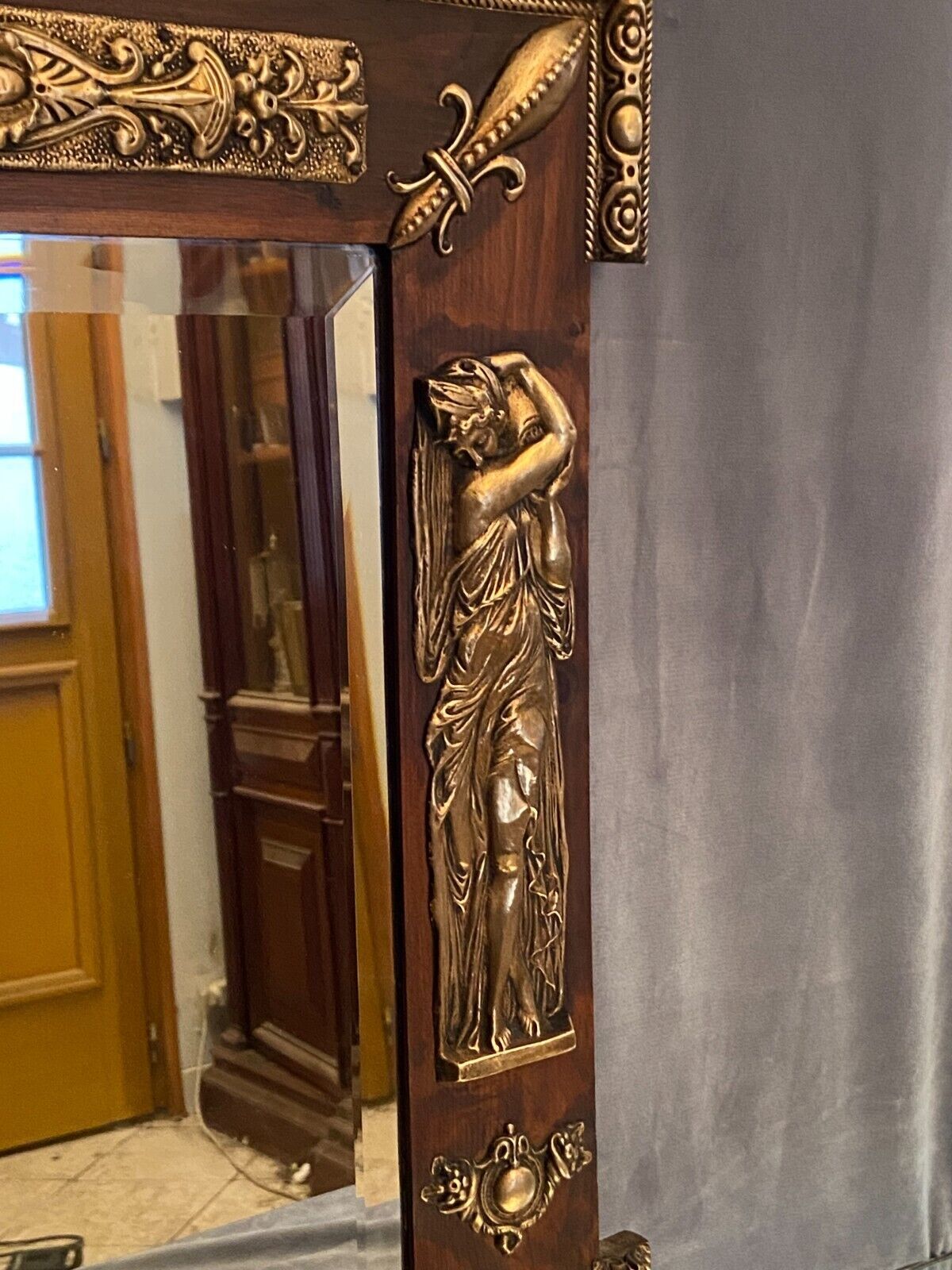Mirror pediment nineteenth Neo classical decoration antique character brass on wood