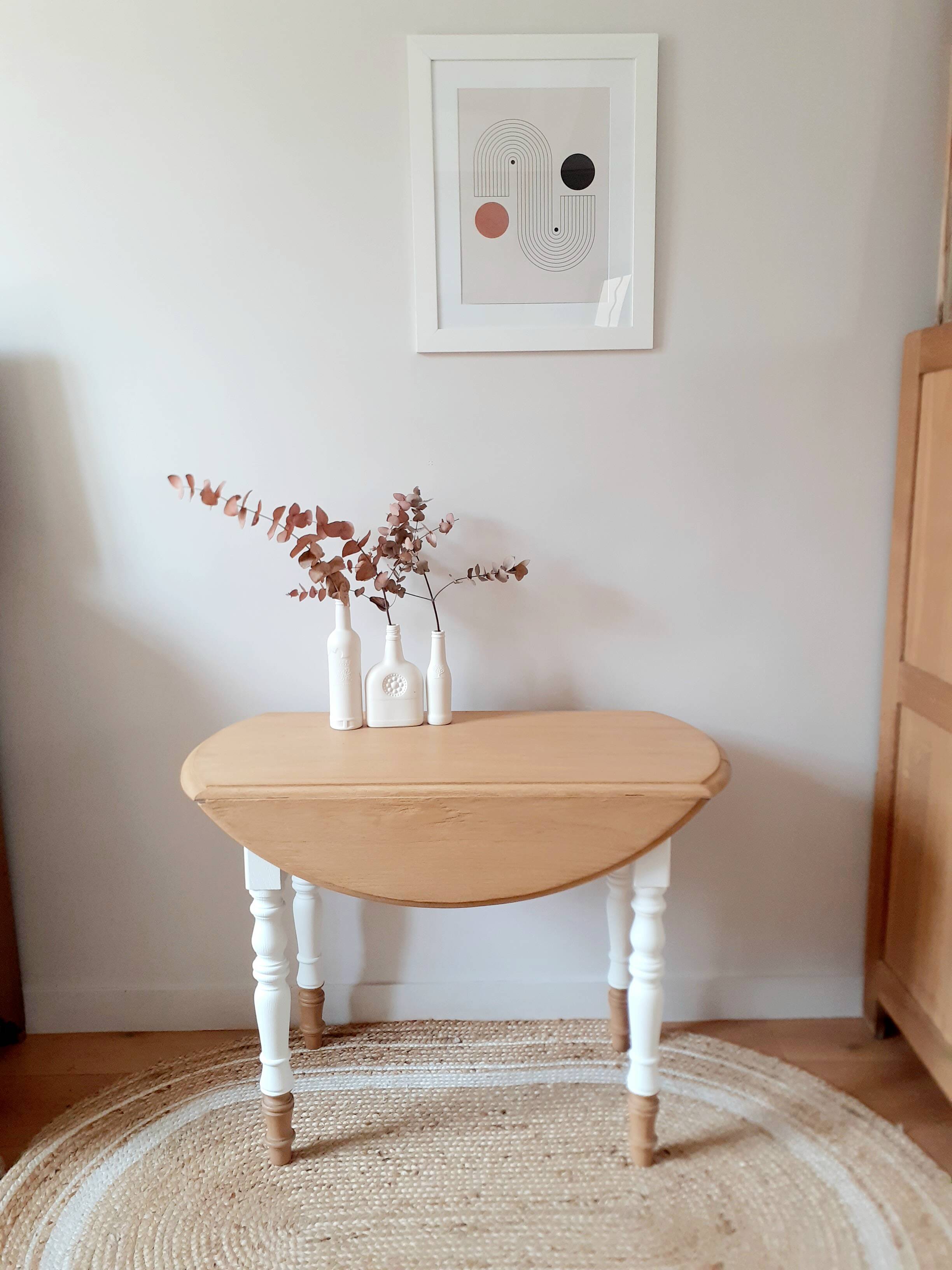 Round table with flaps restyled