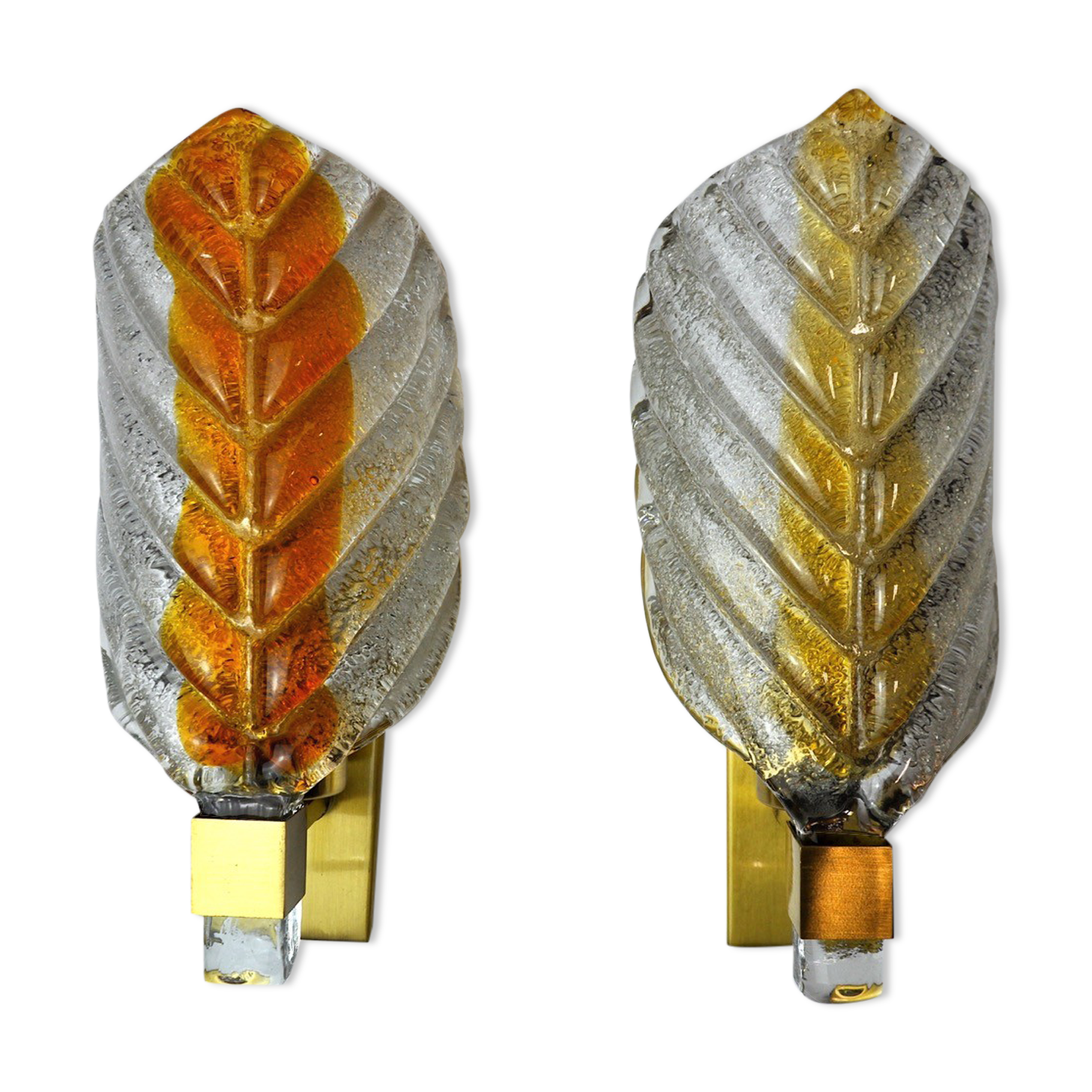 Pair of wall lamps Leaves, Bicolore, Murano, Italy, 1970