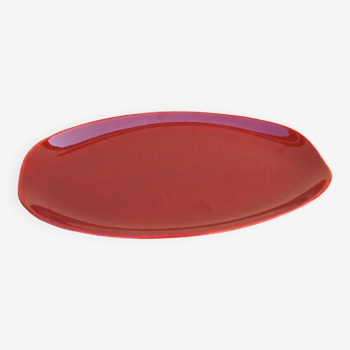 Oval serving dish burgundy-coloured glazed ceramic