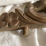 Fronton ancien ruban en bois sculpté