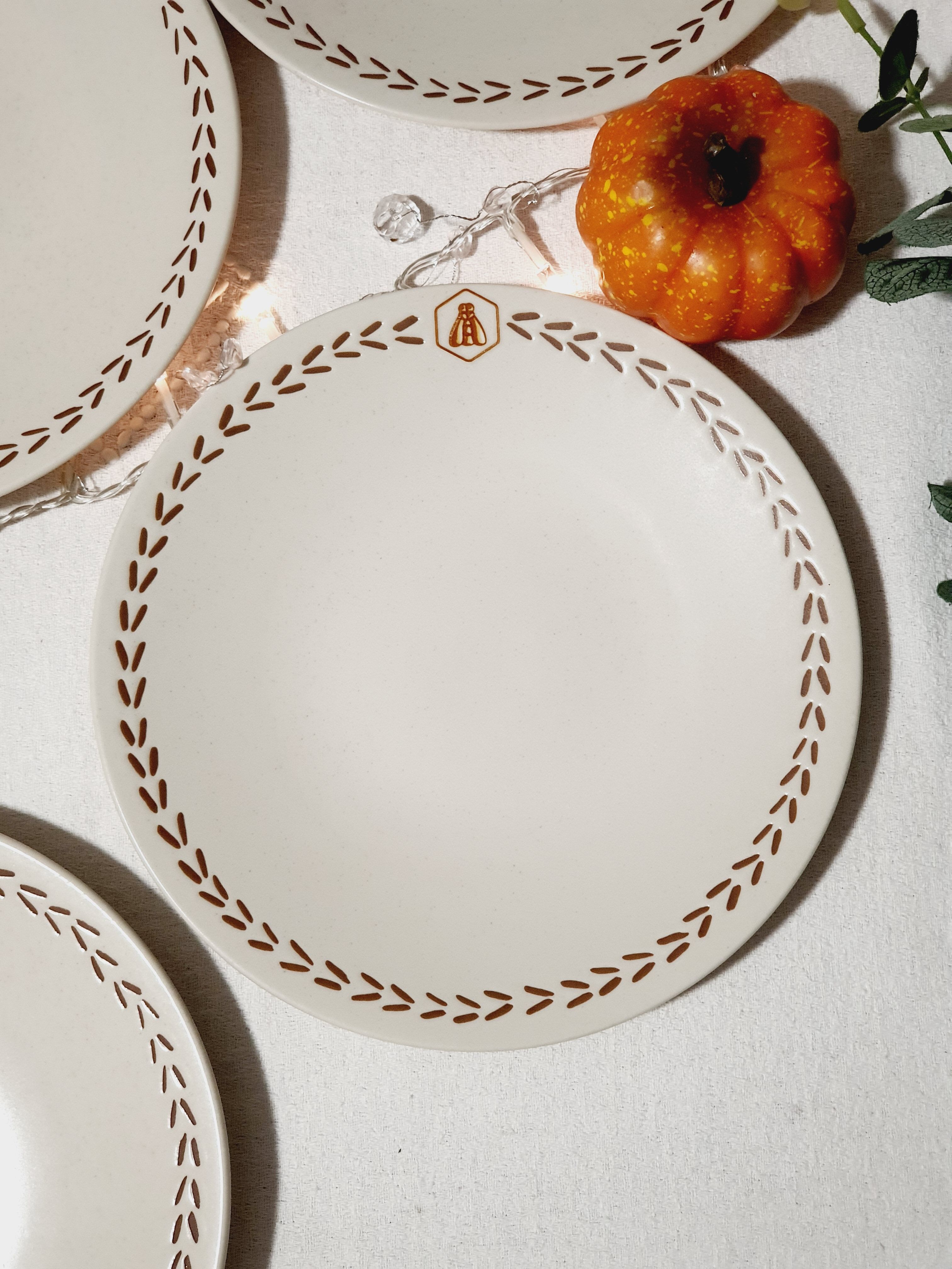 Lot of 6 Laguiole dessert plates