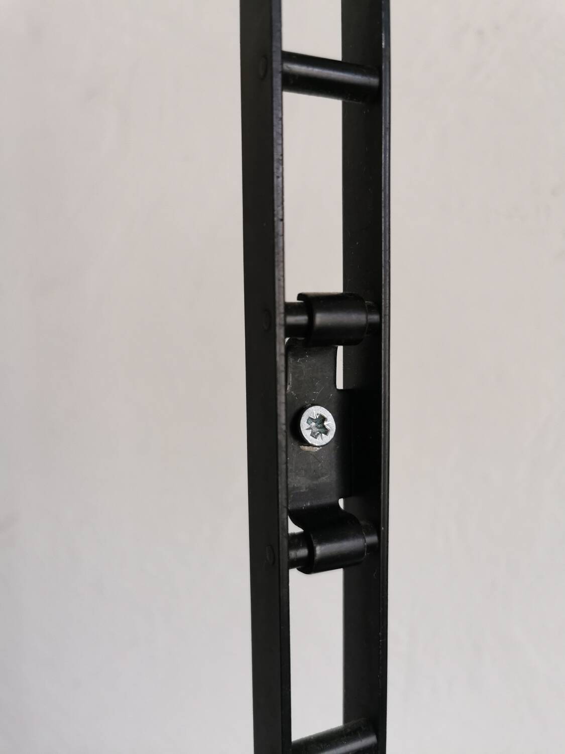 Italian suspended library