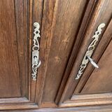 Country-style sideboard in solid oak – 18th century