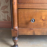 Antique chest of drawers