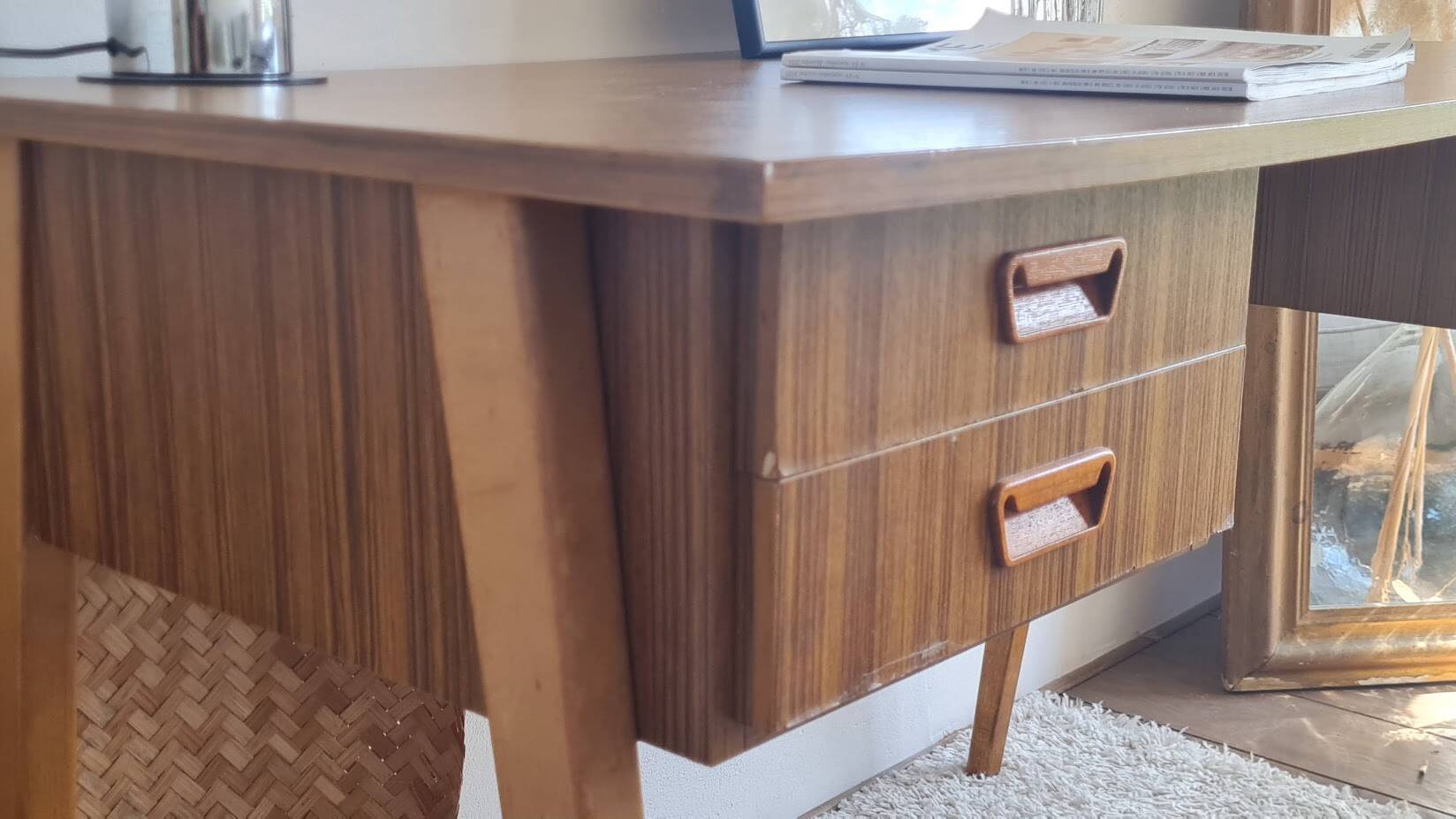 Bureau scandinave circa années 60
