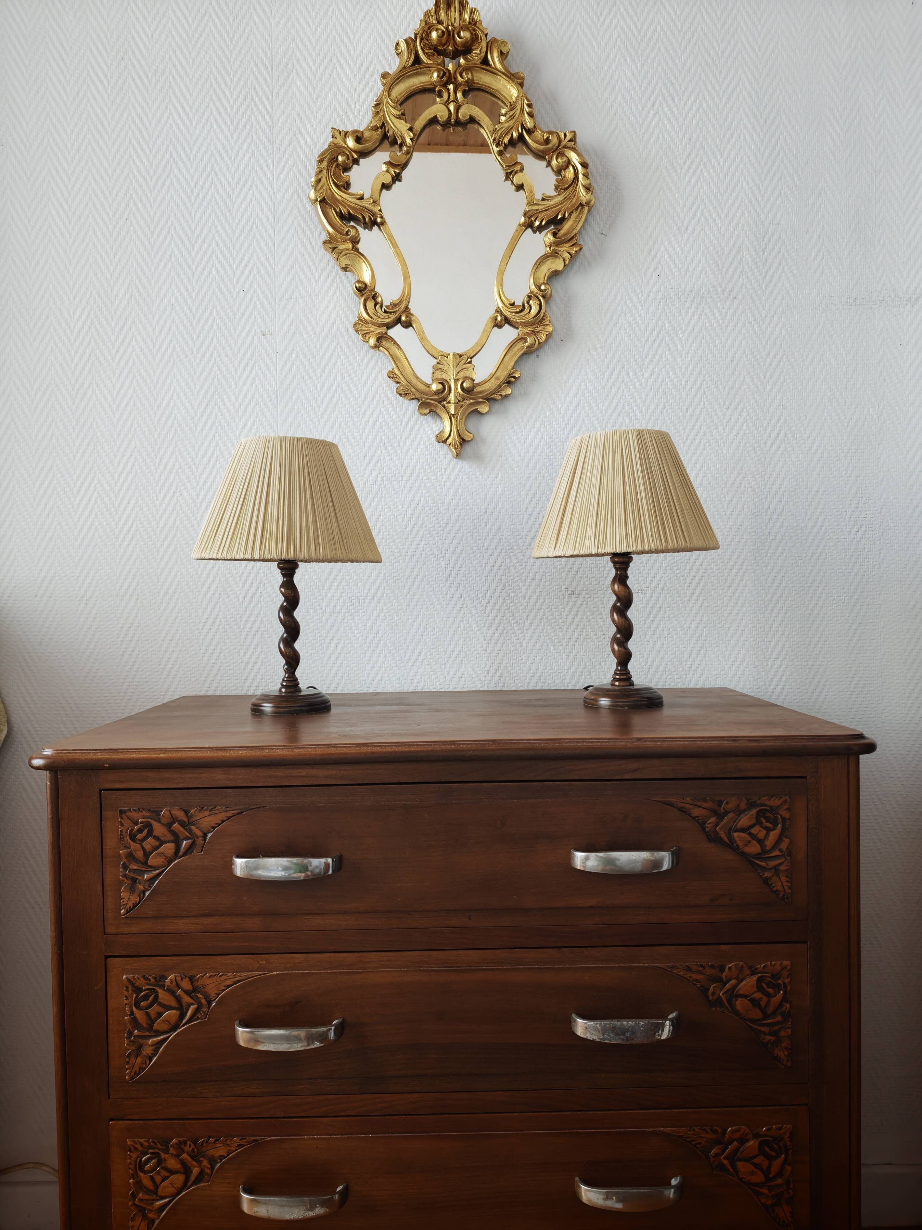 Paire de lampes vintage en bois tourné
