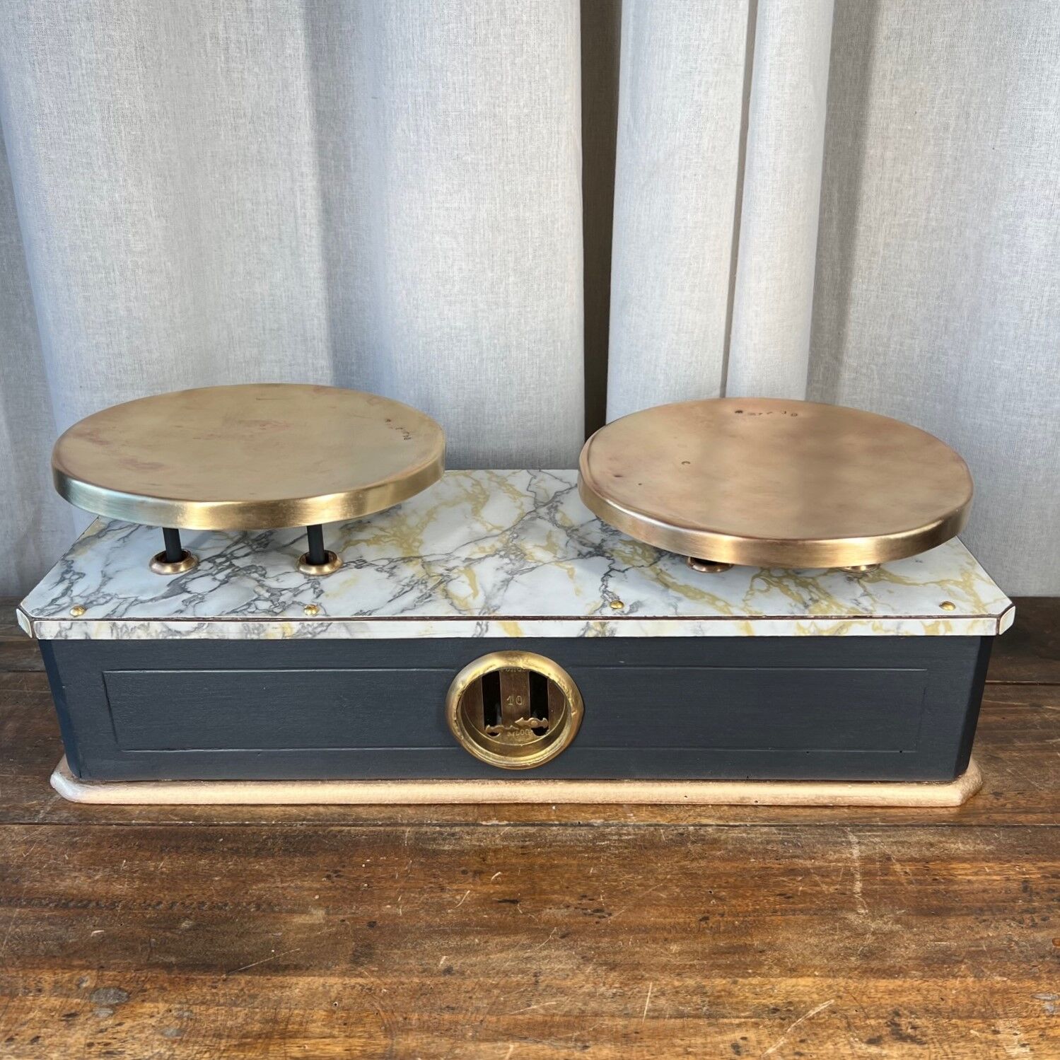 Old grocer's scale restored