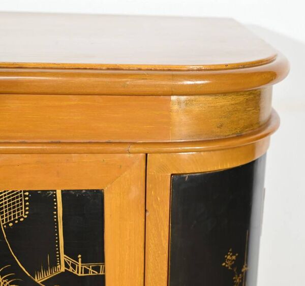 Cabinet Asiatique à Liqueurs en Bois Laqué, Chine – 1950