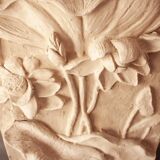 Bas relief fleurs