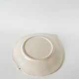 Large slip dish / cup, Leaf model, Signed, 1970