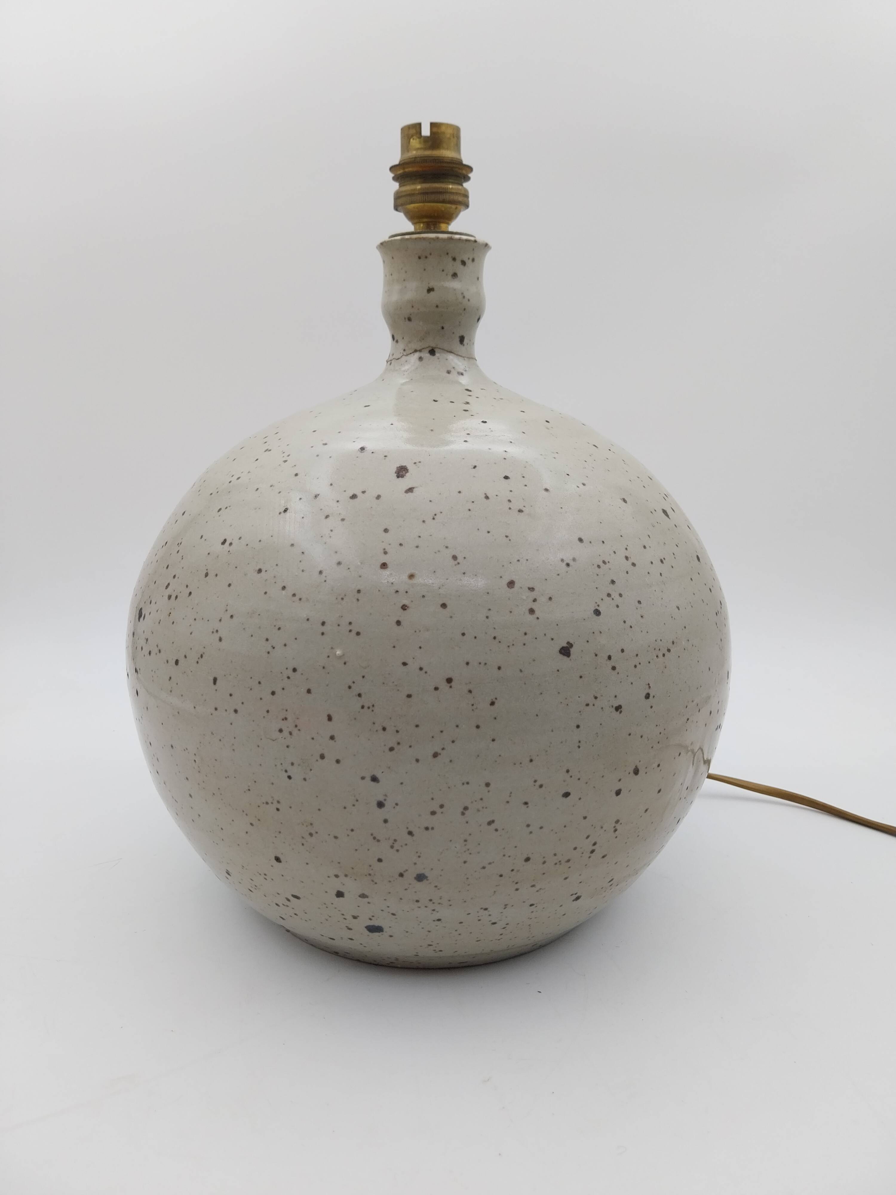 Grande lampe boule grès signée Baudat