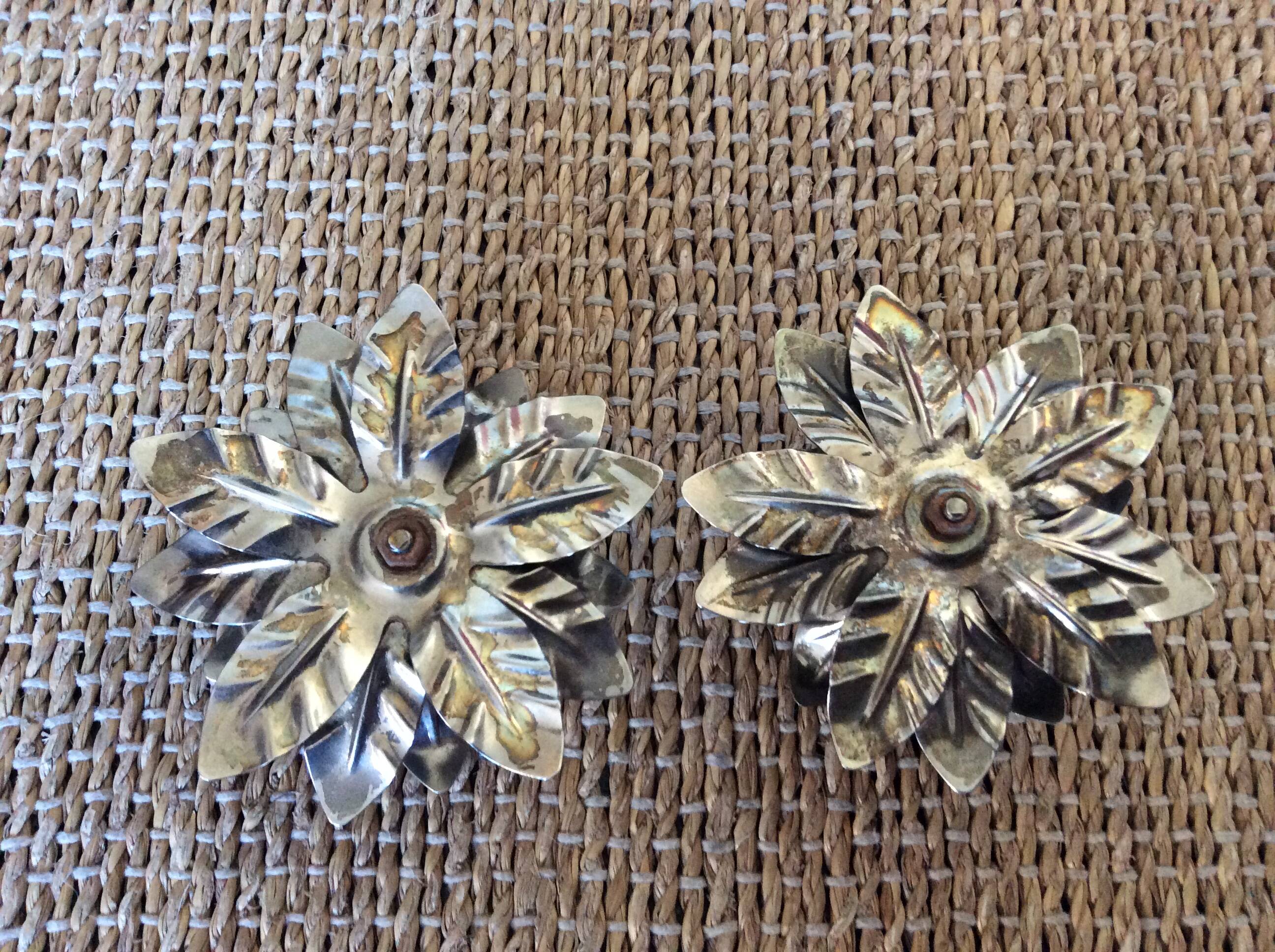 Metal flower candle holders