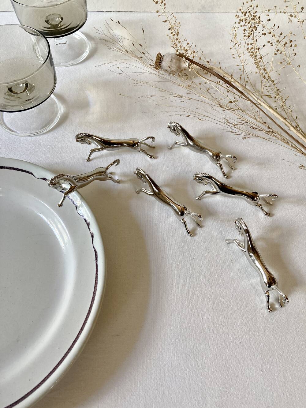 6 silver-plated knife rests in the shape of a horse. 1960s.