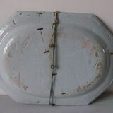 Earthenware dish of Rouen polychrome 18th wall mounting system