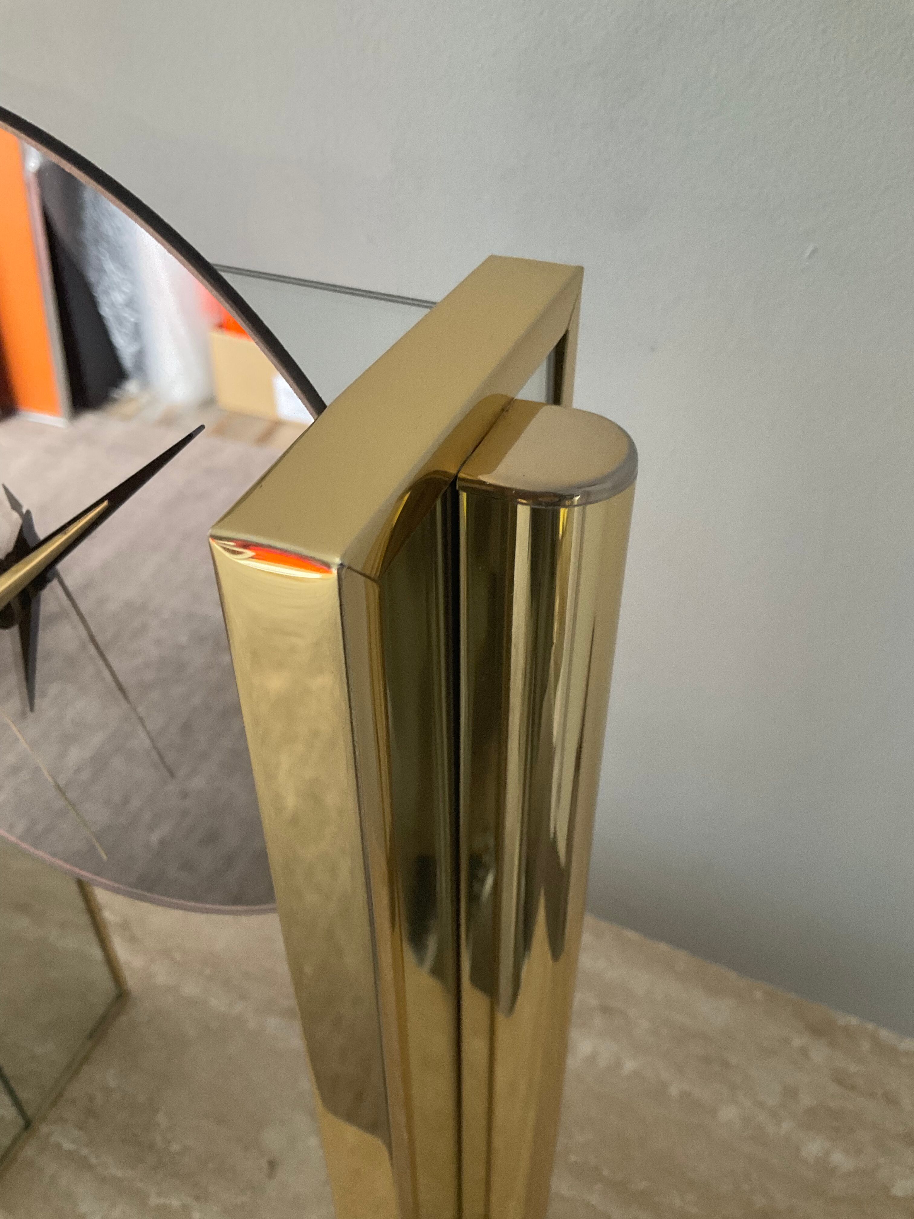 Hollywood Regency clock by Nufa Holland in brass 70s-80s